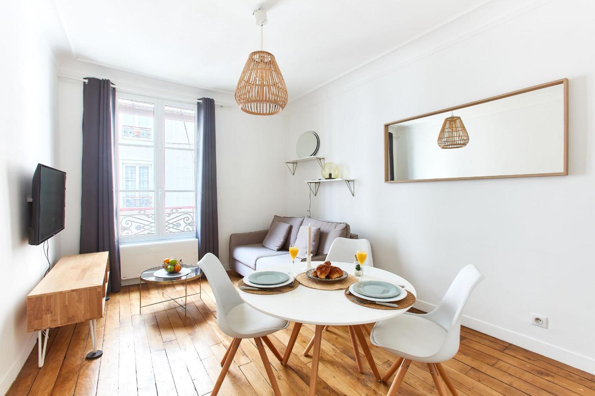 Montmartre & Rue Durantin - 1br - Cityapartmentstay Appartamento