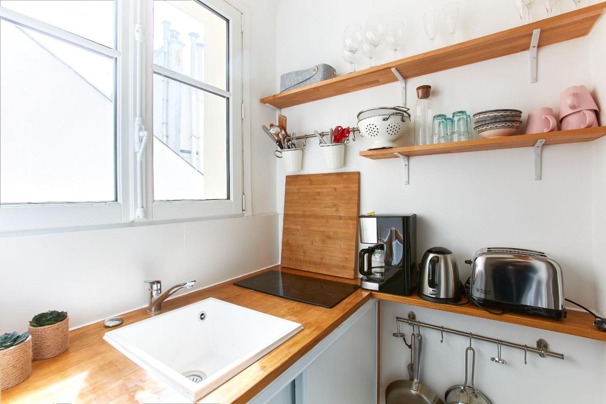 Montmartre & Rue Durantin - 1br - Cityapartmentstay Appartamento *